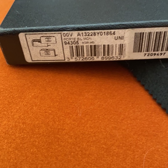 New without tags Chanel Caviar wallet - Picture 2 of 6